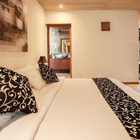 Seminyak Villa Kalyca Buitenkant foto