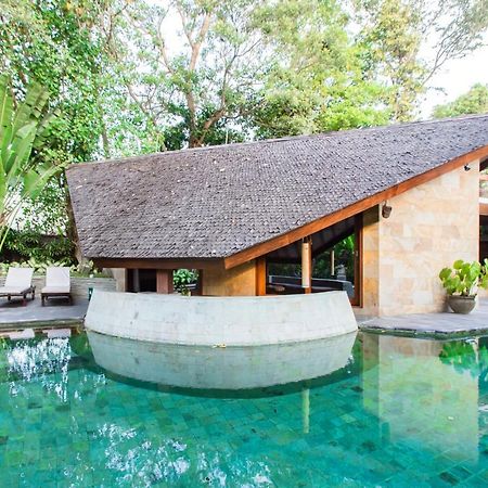 Seminyak Villa Kalyca Buitenkant foto