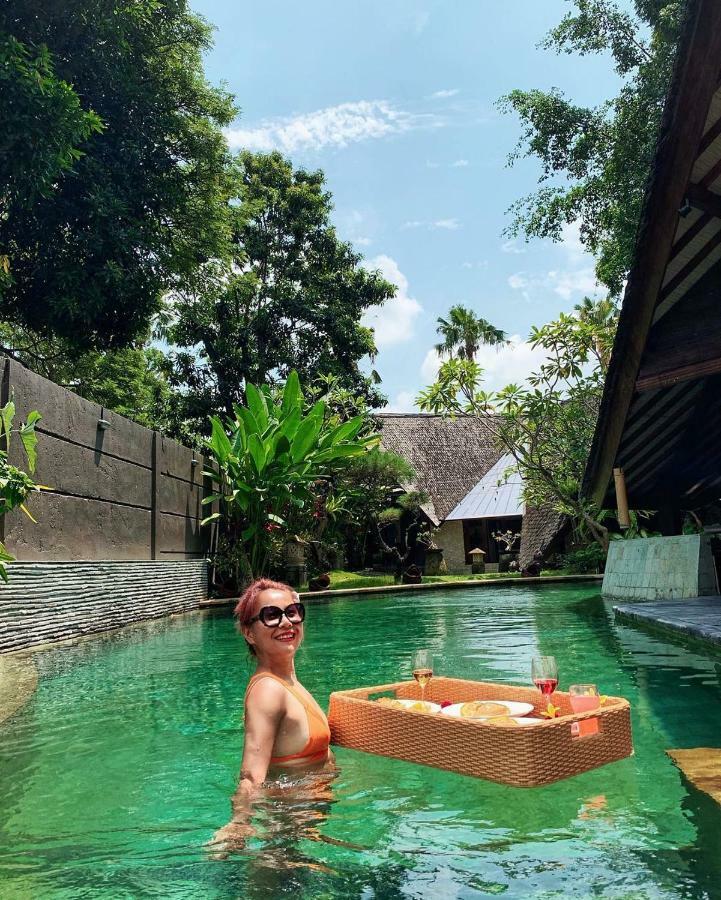 Seminyak Villa Kalyca Buitenkant foto