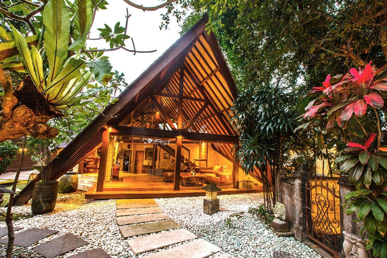 Seminyak Villa Kalyca Buitenkant foto