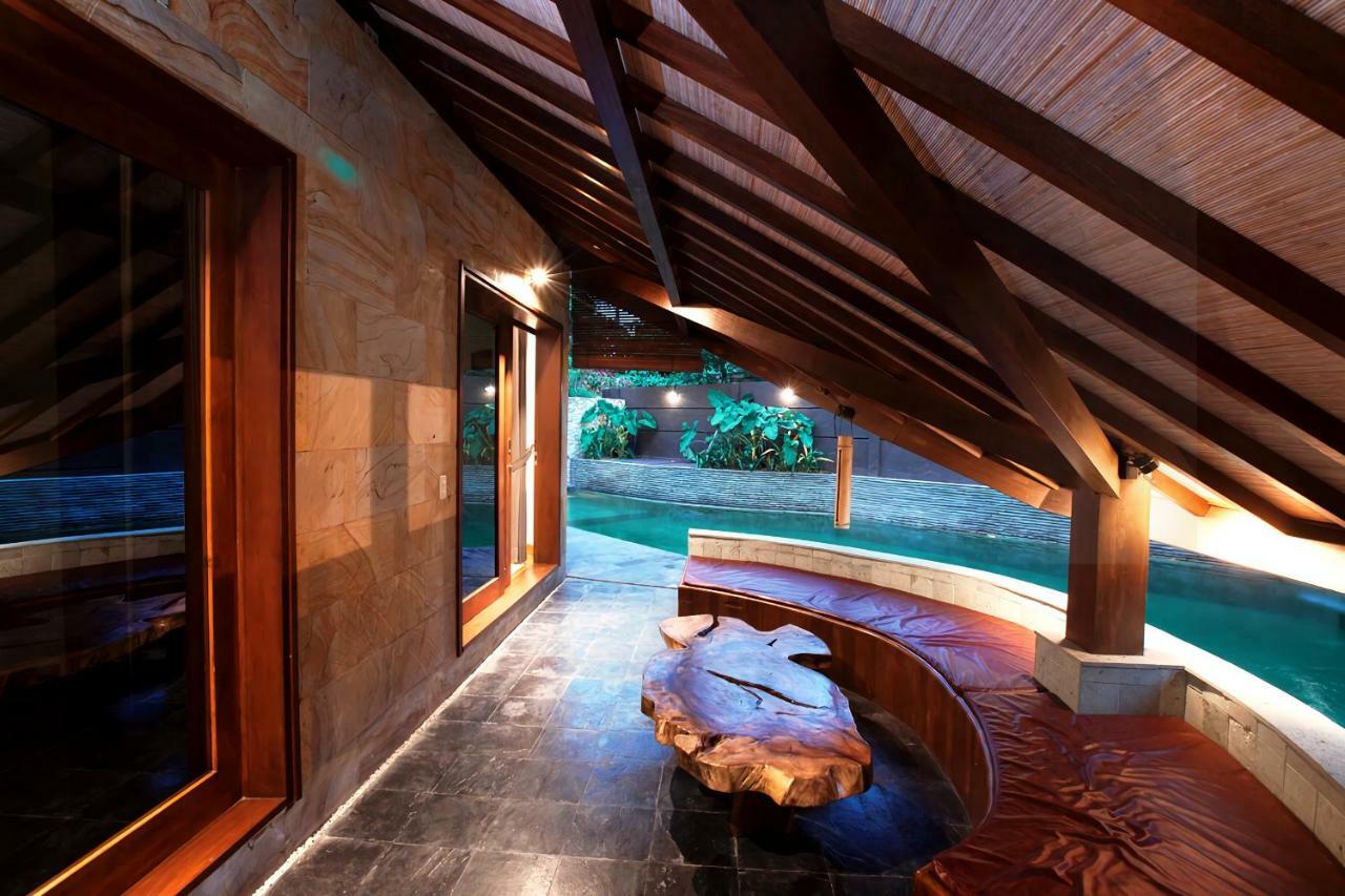 Seminyak Villa Kalyca Buitenkant foto