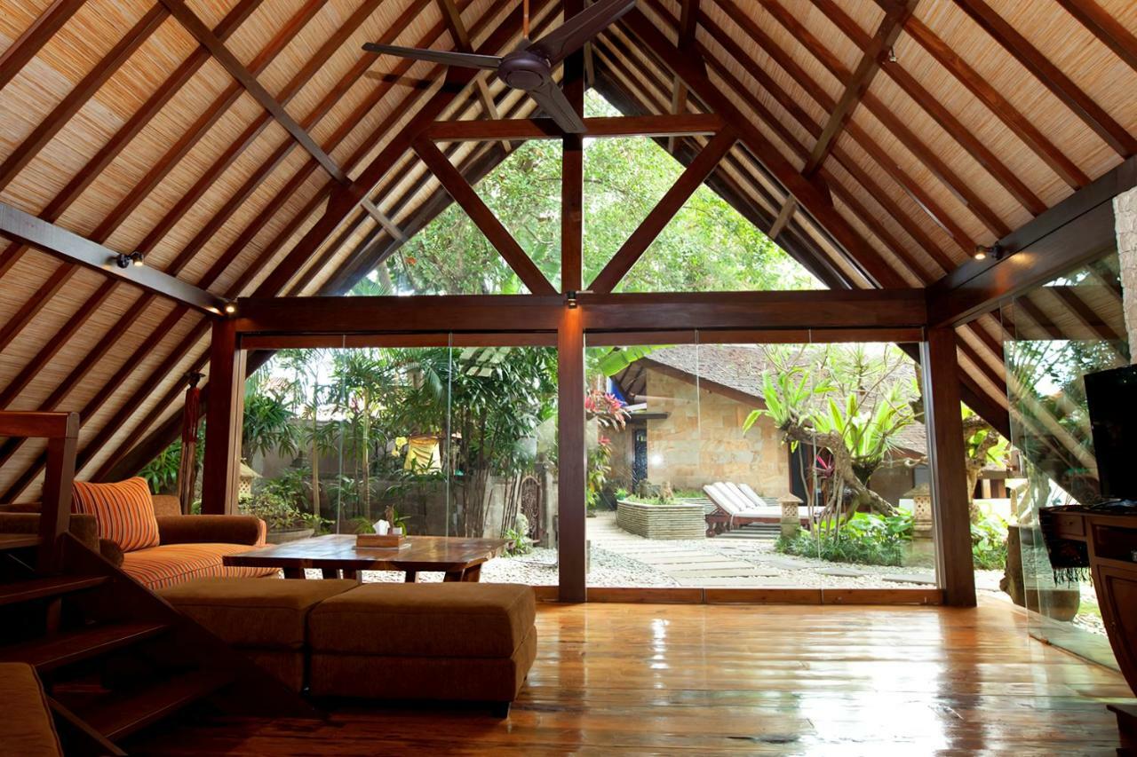Seminyak Villa Kalyca Buitenkant foto
